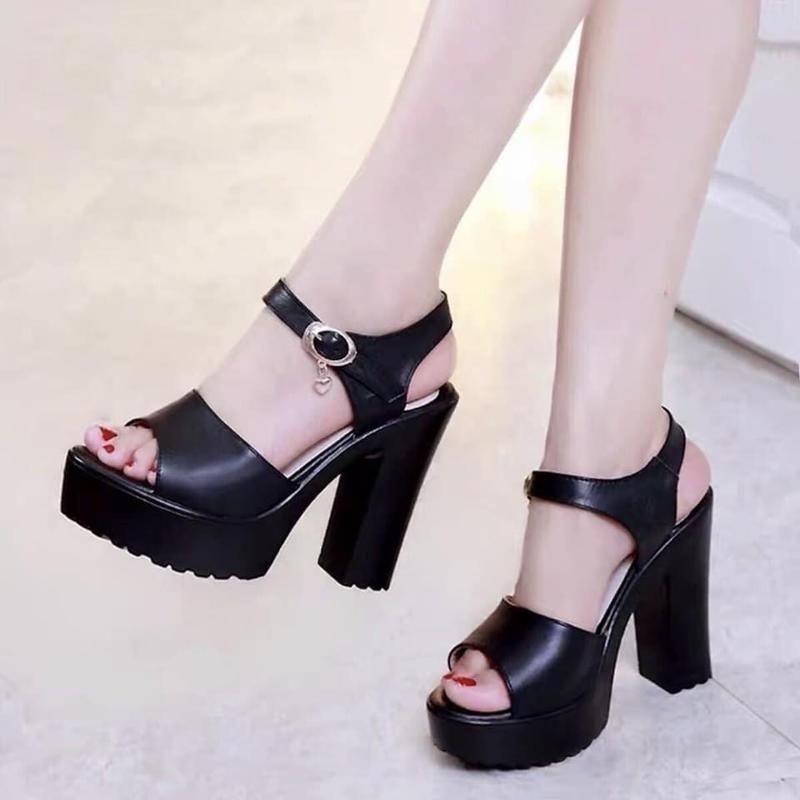 9P qc SANDAL Shoes รองเท้าแตะผู้หญิง รองเท้าสายไขว้ XX TT VV IINN