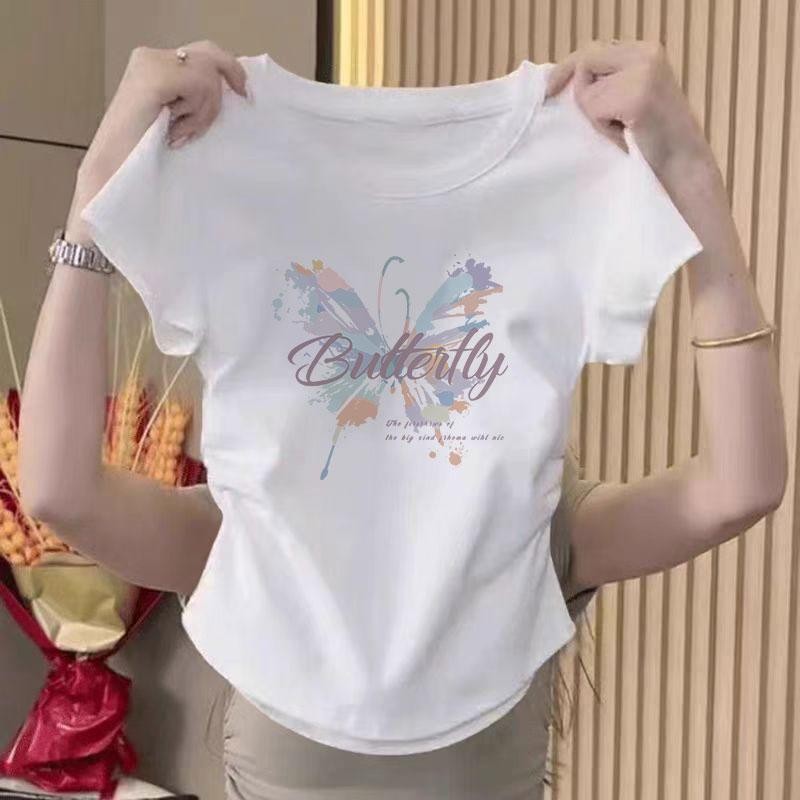 เสื้อยืดครอป แขนสั้น เวอร์ชั่นเกาหลีของกระแสน้ำแน่นเข้ารูปพอดีสั้นเอวสูงบางผู้หญิงด้านบนเสื้อครอปเอวลอยรัดรูปเสื้อสาวอวบ