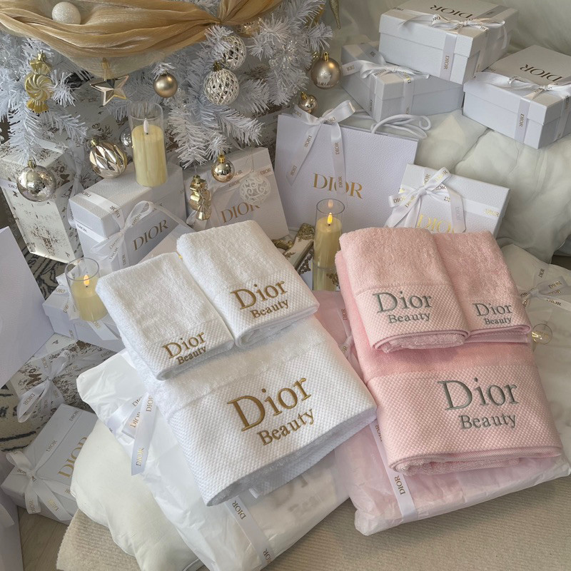 🔥VIP Gift เซ็ตผ้าเช็ดตัว CD 3 ผืน +ถุงกระดาษ,กล่องของแท้ สมนาคุณจากเคาท์เตอร์แบรนด์ - รูปที่ 2
