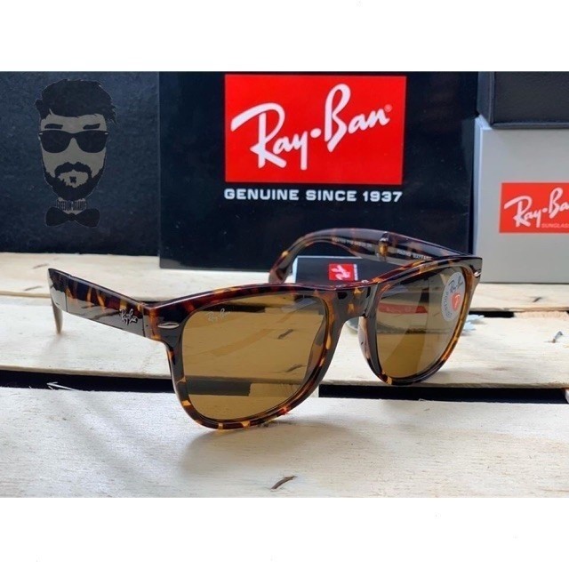 Gafas de sol RayBan Italia Wayfarer ตัวนํา Ferrari Ray-Ban
