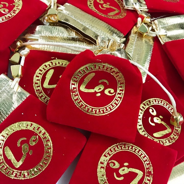 [ Lucky ] COMBO 100 Feng Shui Lucky Red Velvet Brocade Bags 7x9cm