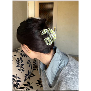 Tagi. Call me Hair Claw Clip เครื่องประดับผมผู้หญิง