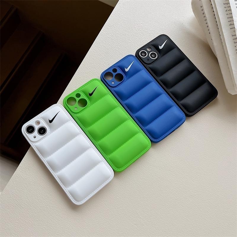 เคสซิลิโคนนิ่ม TPU สำหรับ 15 14 13 12 11 pro xs max Xr 7plus 8plus ฝาครอบปักเป้า แจ็คเก็ตขนเป็ดแฟชั่นฤดูหนาว 1 ชิ้น