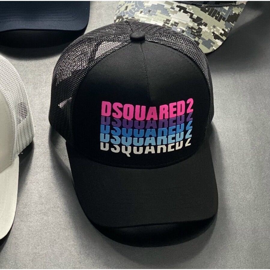DSQUARED2 หมวกตาข่ายพร้อมหัวเข็มขัดปุ่มแฟชั่น, หมวกตาข่าย Dsquared2 พร้อมตาข่ายเจ็ดสี MU163