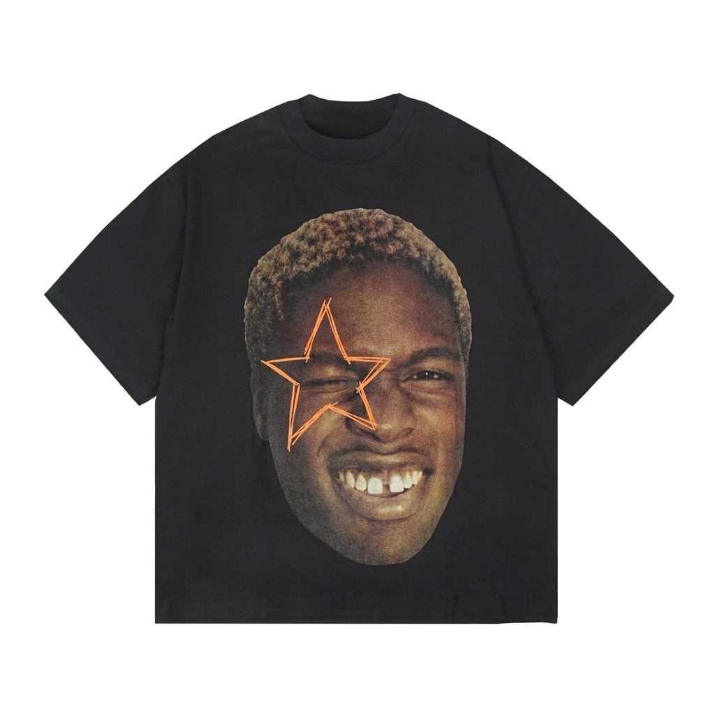 DANIEL CAESAR RELAXED FIT TSHIRT สีดํา