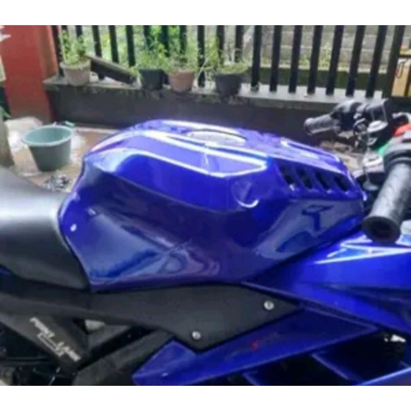 R15 v2 ครอบฝาถัง รุ่น r1 pnp R15 v2 สีขอได้