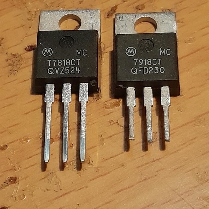 อะไหล่ IC Regulator MC7818 MC 7818 และ MC7918 MC 7918 (คู่) Motorola ON อุปกรณ์ไฟฟ้า