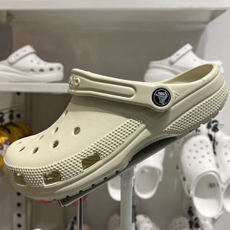 รองเท้า Classic Crocs Clog หิ้วนอก ถูกกว่า Slippers for men and women non-slip beach shoes