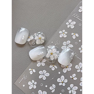 Jelly Five-Petal Flower Nails Sticker 2025 สไตล์ใหม่คริสตัลไม่สม่ําเสมอเพชรดอกไม้สีขาวกาวตกแต่งเล็บ