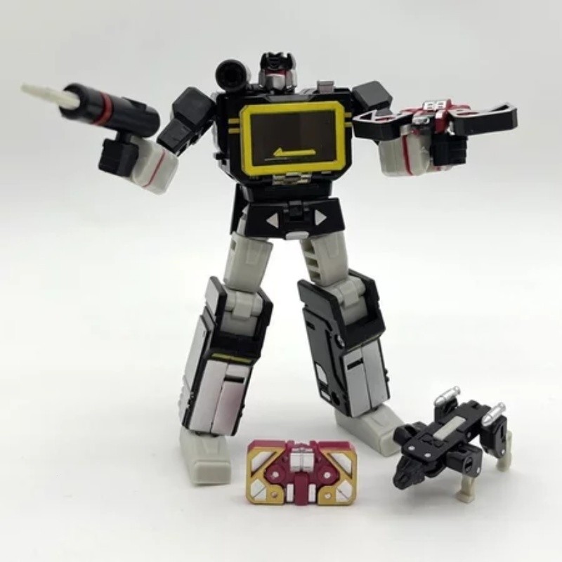 Perfect Transformation PocketToys Pt04 SoundWave รูปที่ 5
