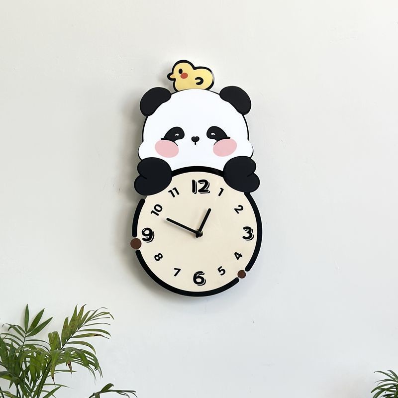 ผู้มีอิทธิพล แพนด้าสวิงนาฬิกาแขวนห้องนั่งเล่นในครัวเรือนแขวนผนังใหม่แขวนผนังนาฬิกาที่เรียบง่ายนาฬิกาแขวนสร้างสรรค์นาฬิกาเง - รูปที่ 5