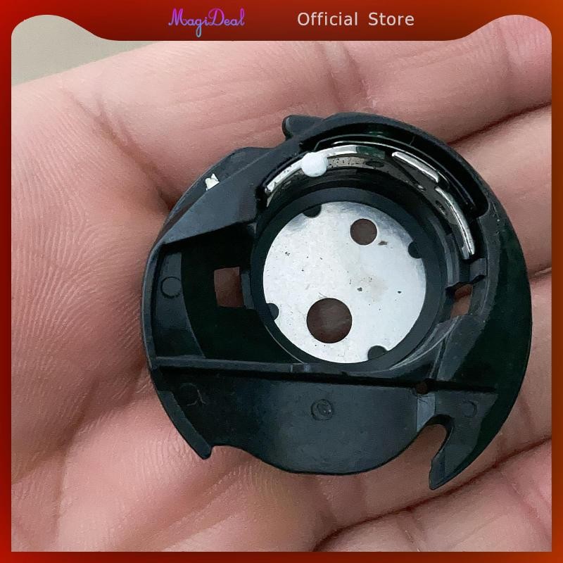 MagiDeal Bobbin Case XC3152221 สําหรับจักรเย็บผ้า Brother CE5000 CE6000 CS5000 CS7000