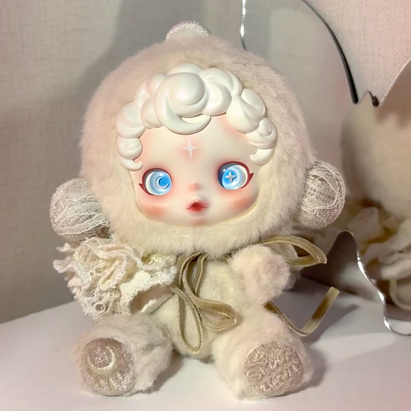 คลังสินค้าพร้อมของแท้ Skullpanda Gentle And Tough Series Limited Figure Kawaii ตุ๊กตาน่ารักพวงกุญแจจี้ของเล่นของขวัญวันเกิด
