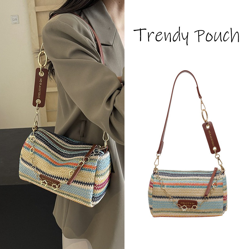 TRENDY POUCH กระเป๋าสะพายข้างถักสีสันสบาย ๆ กระเป๋าหมอนวันหยุดริมทะเล