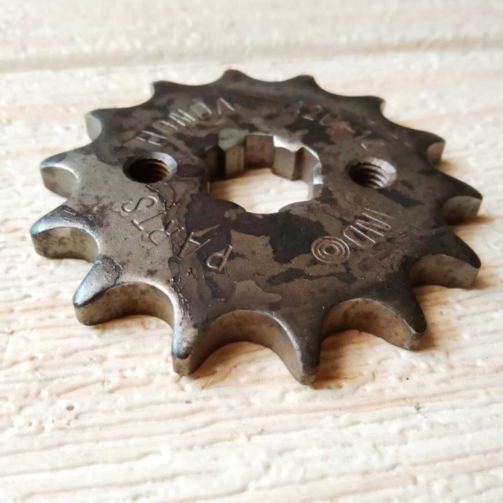 INDOPART FRONT GEAR 420-14 INDPARTS HONDA KARISMA KIRANA KARISMA X 125D SUPRA X 125R (23801-KPH-900)