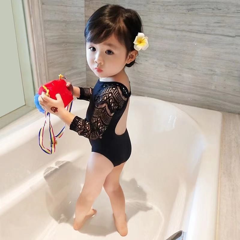 ชุดว่ายน้ำวันพีชเด็กผู้หญิงแบบใหม่ฤดูร้อนชุดว่ายน้ำลูกไม้สีดำสำหรับเด็กชุดว่ายน้ำแขนยาวสำหรับเด็กผู้หญิง