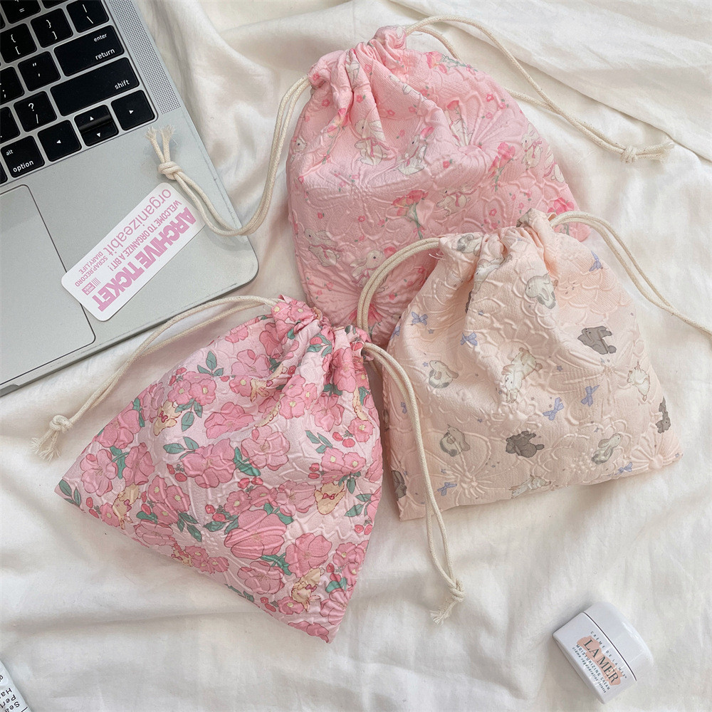 น่ารักการ์ตูนหมีเชอร์รี่ดอกไม้ เชือกรูด กระเป๋าจิปาถะออแกไนเซอร์กระเป๋าแบบพกพามัลติฟังก์ชั่กันฝุ่นลิปสติกถุงเก็บเหรียญมินิถุงผ้า