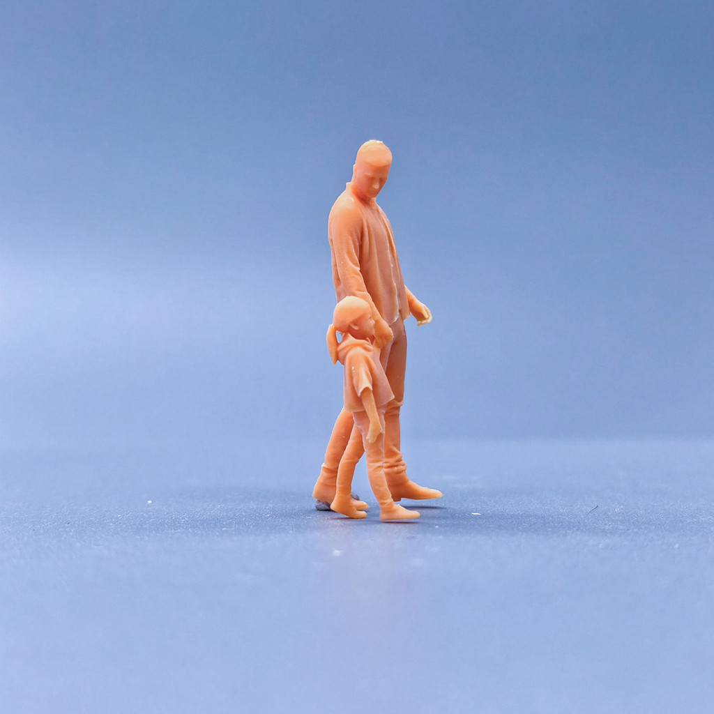 [รุ่น เอ่อ ฮัมเพลง] ความแม่นยําสูง 1: 64 ตุ๊กตา 1: 43 โมเดลสีขาวขนาดเล็กพ่ออบอุ่นลูกสาวไม่แยก ส106 - รูปที่ 2