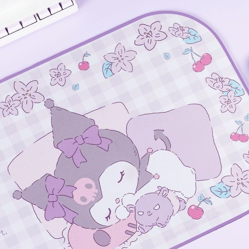 Sanrio Kuromi ขนาดใหญ่ตาราง Anti-slip กันน้ําหนา HelloKitty คอมพิวเตอร์คีย์บอร์ดหนังแผ่นรองเม้าส์