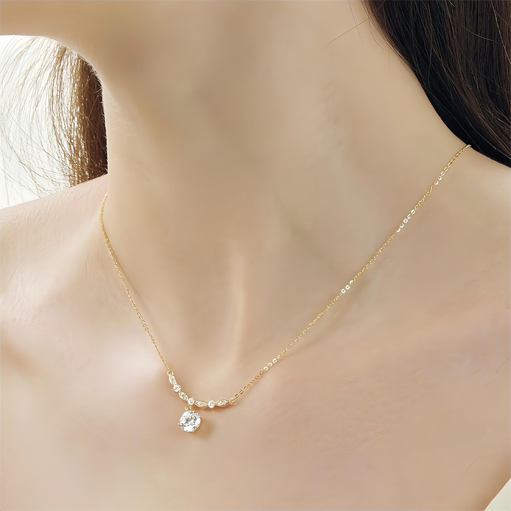 Full Diamond Bright สร้อยคอหญิง Clavicle Chain Niche Design หรูหรา Classy All-Match Non-Fading