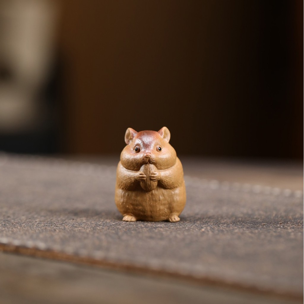 [กวนหยุน] Yixing ทรายสีม่วงชาเครื่องประดับสัตว์เลี้ยงสัตว์ Capybara น่ารักน่ารัก Groundhog Kapi ย่างเครื่องประดับขนาดเล็กเดสก์ท็อปตกแต่ง [T2-901-02]