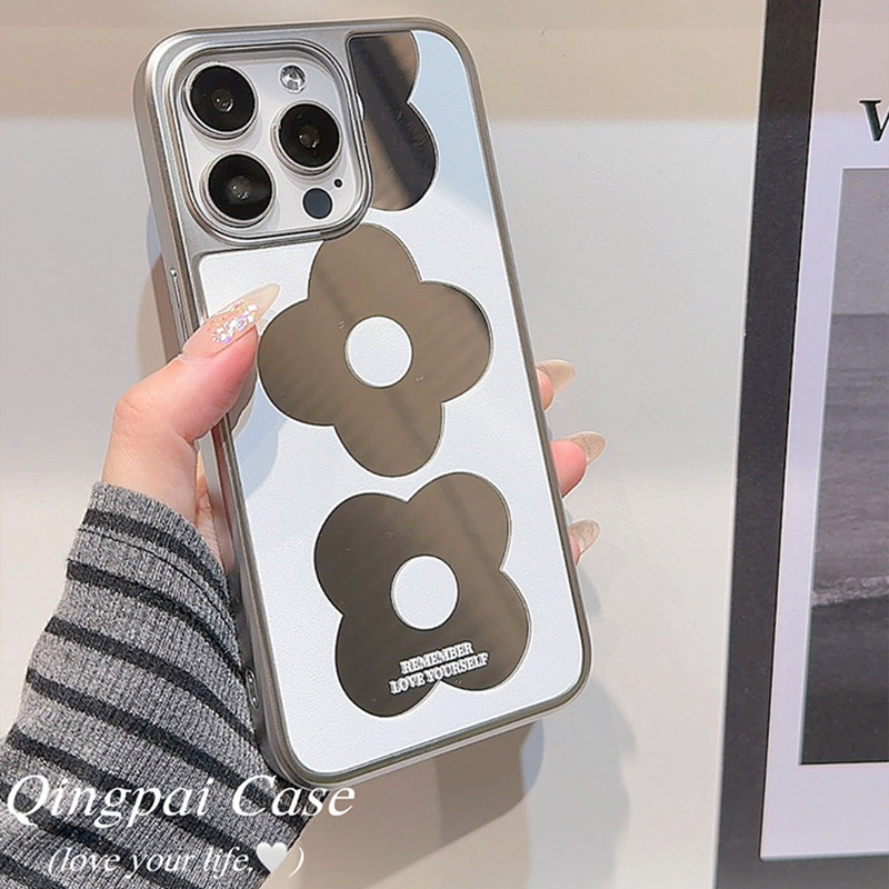 Huiwanju ดอกไม้กระจกสีขาวเหมาะสําหรับ iPhone16promax เคสโทรศัพท์มือถือ ip13 ใหม่ 15pro ผู้หญิง 14 สไตล์มินิมอลสร้างสรรค์เคสแข็งไฟฟ้า - รูปที่ 4