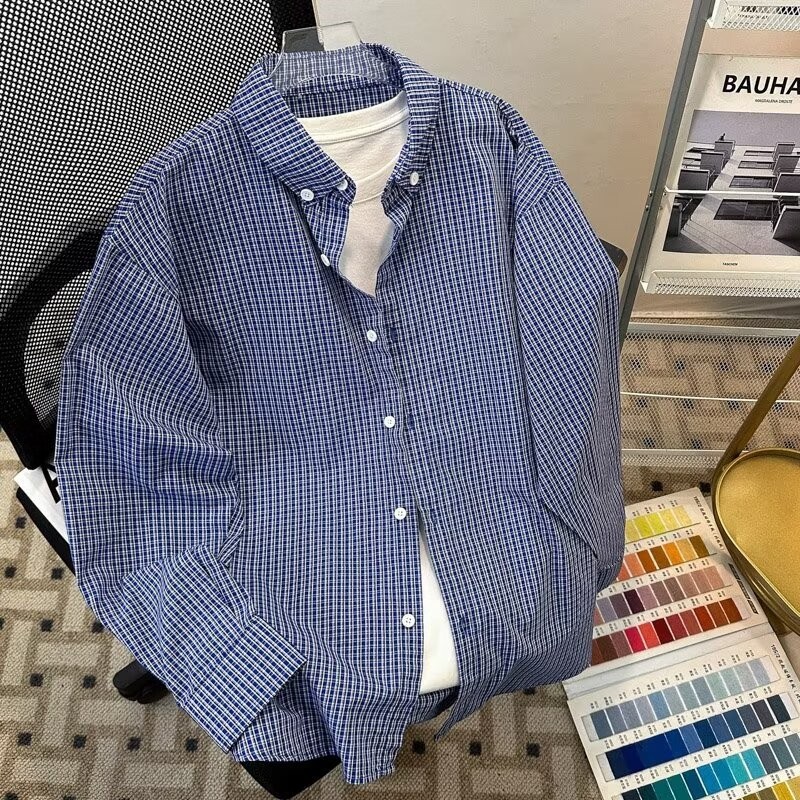 เวอร์ชั่นเกาหลีของฤดูใบไม้ร่วงใหม่ลายสก๊อตสีฟ้าแฟชั่นย้อนยุคหลวมปกลําลองผู้ชายเสื้อเชิ้ตแขนยาว