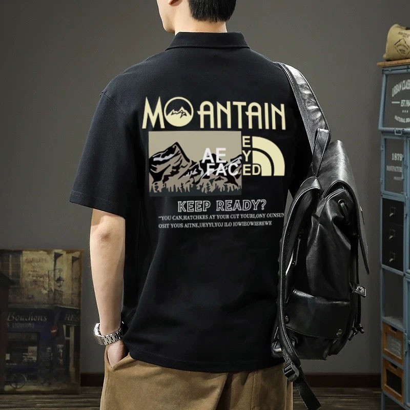 TeeTwoOne เสื้อสีดํา  เสื้อโปโล POLO  เสื้อยืดผู้ชาย "MANTAIN" พิมพ์ลาย คอปกแขนสั้น ทรงเข้ารูป  ผ้าไหมนม โคตรนุ่ม