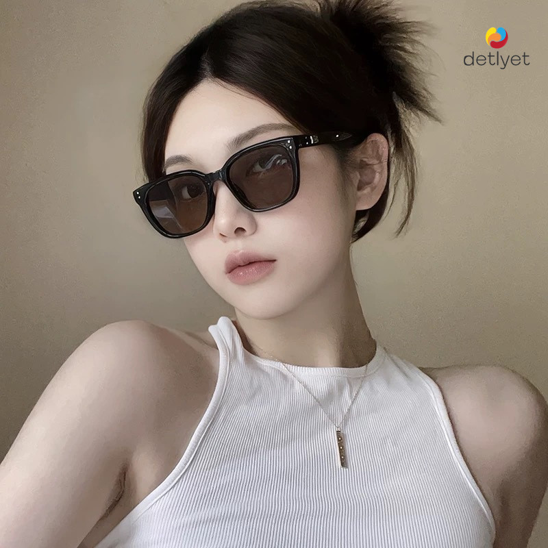 COD🌷แว่นตากันแดดหลากสีวินเทจสไตล์เกาหลีแฟชั่นป้องกันรังสียูวีเบาพิเศษแว่นตาผู้ชายและผู้หญิง-detlyet - รูปที่ 2