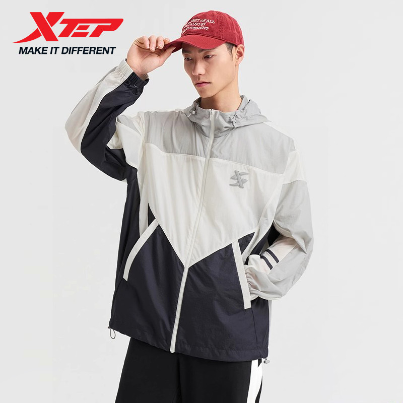 【xtep】เสื้อผ้ากันแดดสําหรับเล่นกีฬากลางแจ้งฤดูร้อนของผู้ชาย
