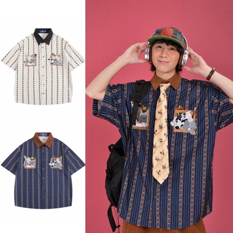 SUIKONE ซุยโคเนะ ญี่ปุ่นย้อนยุคการ์ตูนปักแนวตั้งลายเสื้อแขนสั้นฤดูร้อนผู้ชายและผู้หญิงเสื้อลําลองหลวม