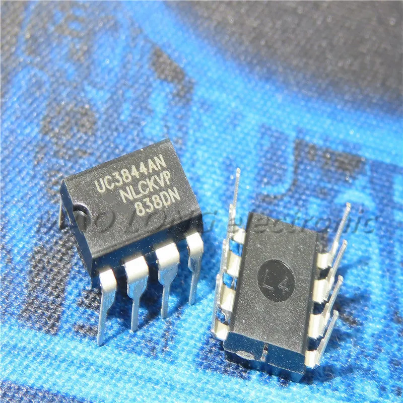 10 ชิ้น/ล็อต UC3844A UC3844 UC3844AN DIP-8 IC ชิปใหม่ JDUZ