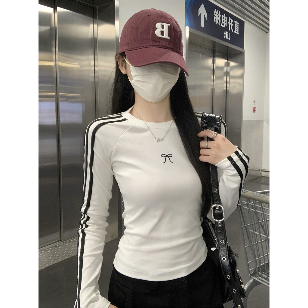 81608 ผ้าฝ้ายแท้คอกลม Raglan ไหล่ Slimmer ดูเสื้อยืดแขนยาว