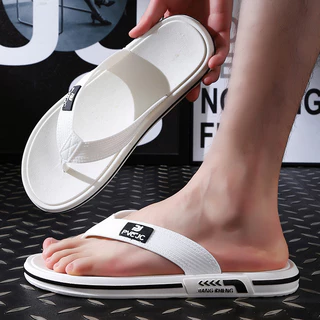 รองเท้าแตะผู้ชาย Flip-Flops ใส่ชายหาด ฤดูร้อน พื้นนุ่ม กันลื่น ทนสึกหรอ