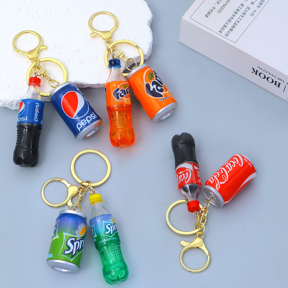 Creative Cans รูปโซดาพวงกุญแจ Mini 3D เครื่องดื่มขวดพวงกุญแจผู้หญิงผู้ชายกระเป๋าเป้สะพายหลังจี้