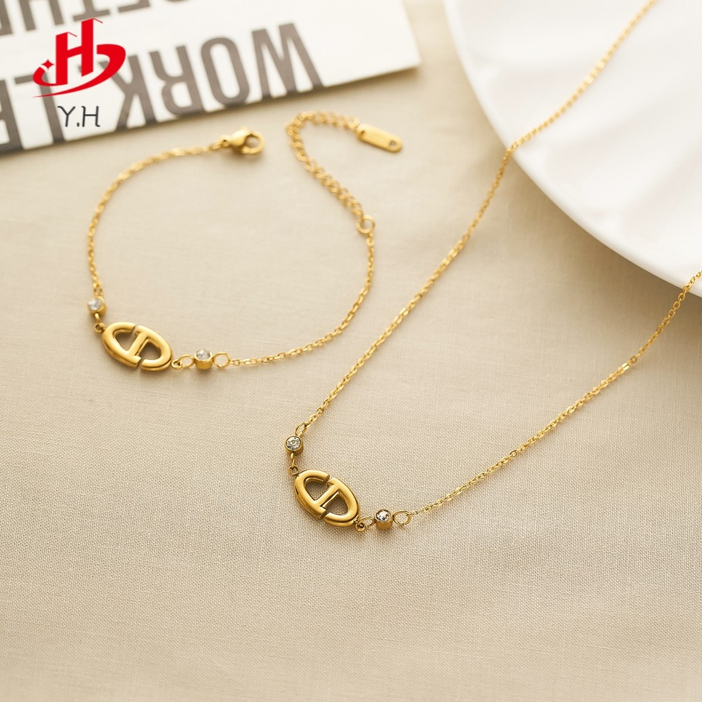 ⭐Y.H⭐ จมูกหมู  เพชร  สีทอง  18 K  สร้อยคอสแตนเลส