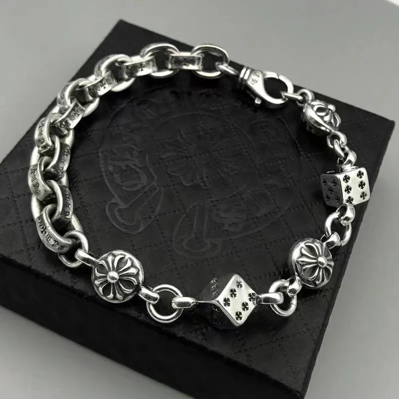 Retro Silver สร้อยข้อมือตัวอักษรที่ไม่ซ้ํากันผู้ชายผู้หญิงสไตล์คู่ Retro โซ่เงินไทย Cross Dice Cross Chain สร้อยข้อมือเครื่องประดับของขวัญ
