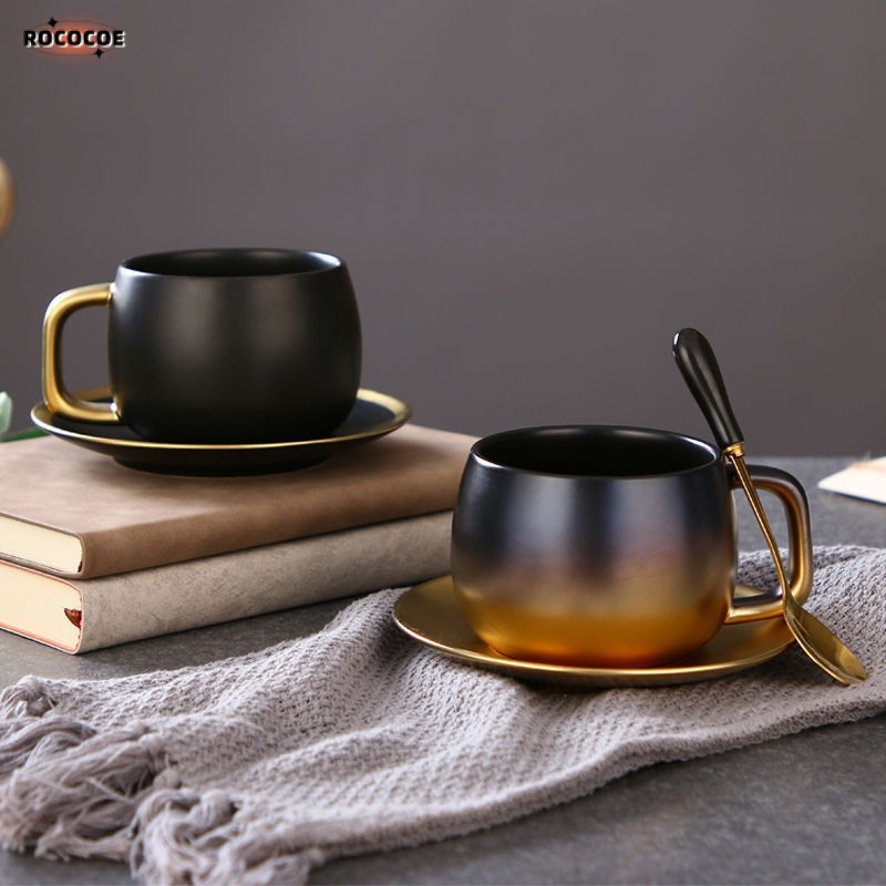 ชุดถ้วยกาแฟเซรามิกไล่โทนสีชุดถ้วยและจานรองสร้างสรรค์