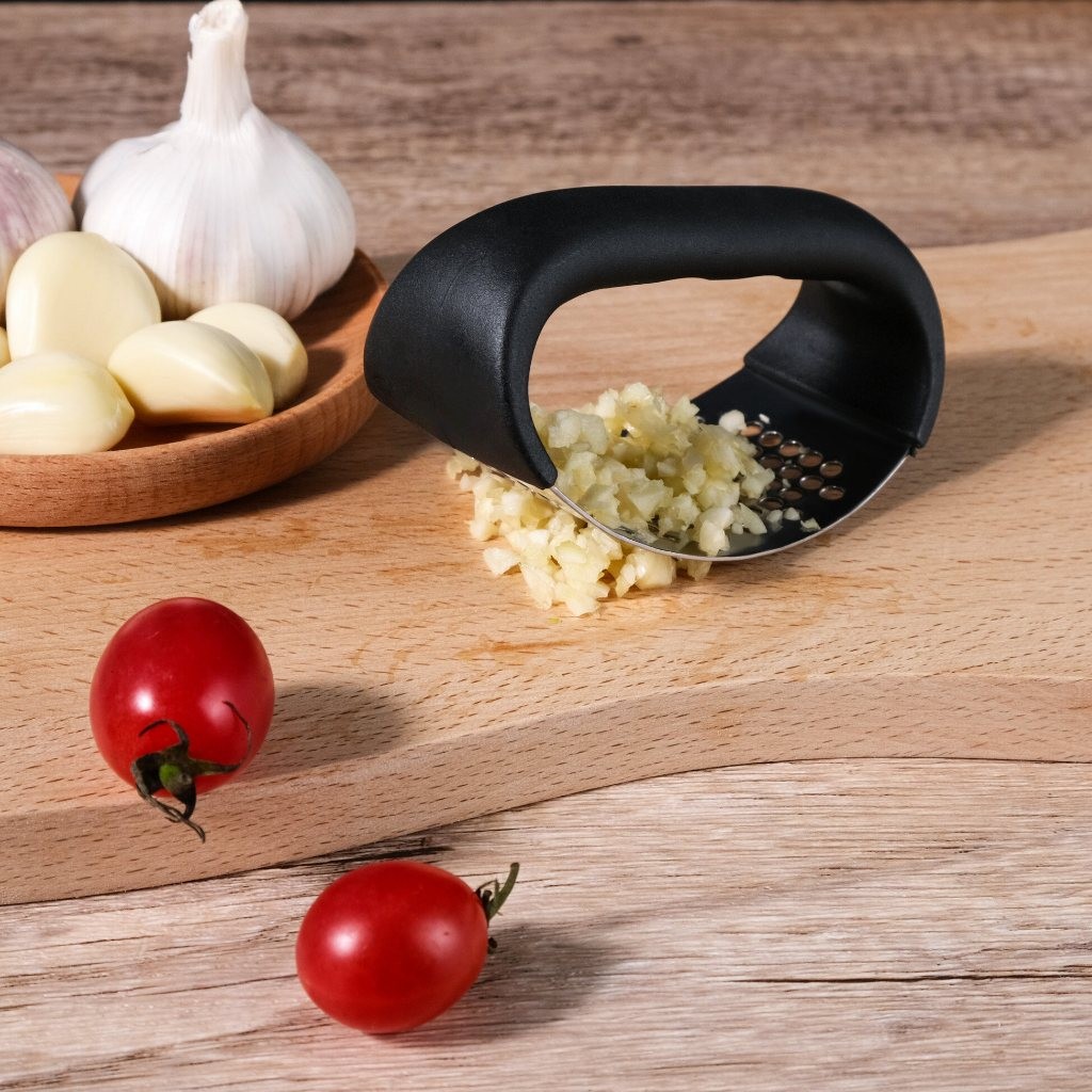 เครื่องบดกระเทียม ที่บดกระเทียม ประหยัดเวลา บดง่าย ละเอียดไม่กี่วิ สินค้าพร้อมส่งจากไทยค่ะ มีส่งด่วน