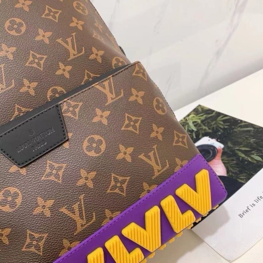 L- Style Large Capacity Mens Sports Backpack Student School Bag Size: 28X37x20cm lady bag