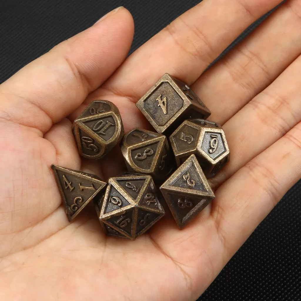 7PCS โลหะ Polyhedral ลูกเต๋า Bronze DND เกมลูกเต๋าสําหรับ RPG Dungeons และ Dragons DND RPG MTG D20 D