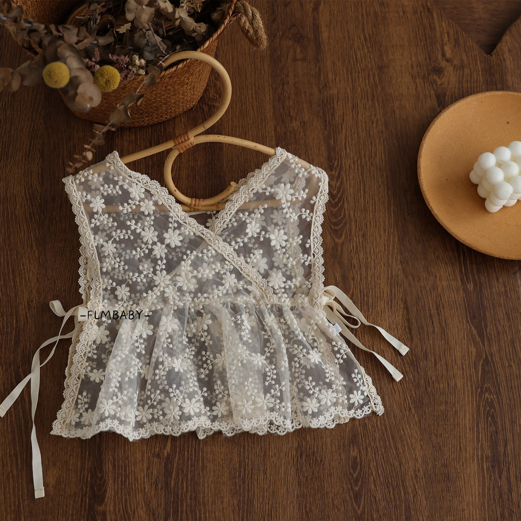 เด็กผู้หญิง Whire Lacy ดอกไม้เสื้อกั๊กเจ้าหญิงอุปกรณ์เสริม 0-24 เดือน
