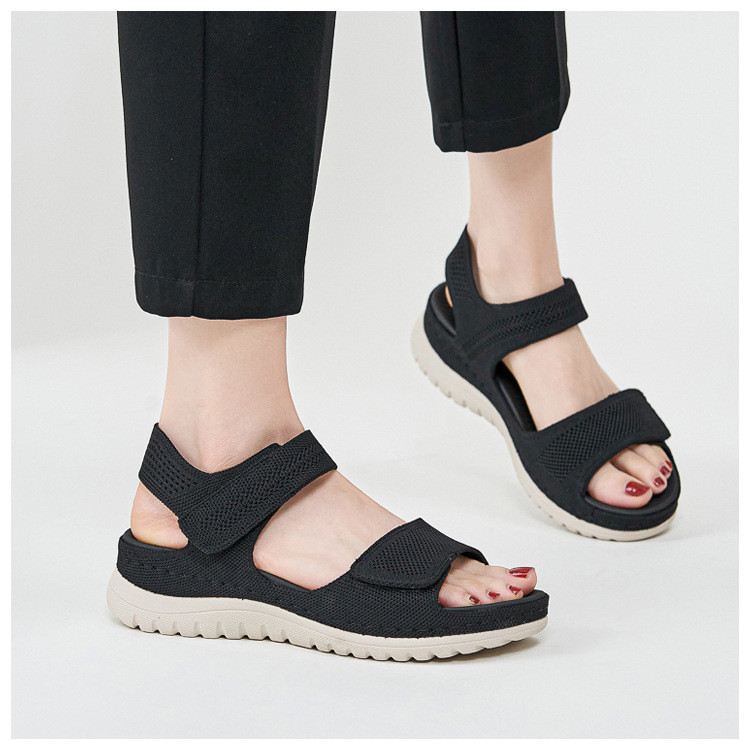 รองเท้าแตะผู้หญิงกีฬาสันทนาการ Velcro รองเท้าชายหาดพื้นหนาระบายอากาศขนาดบวก 35-42