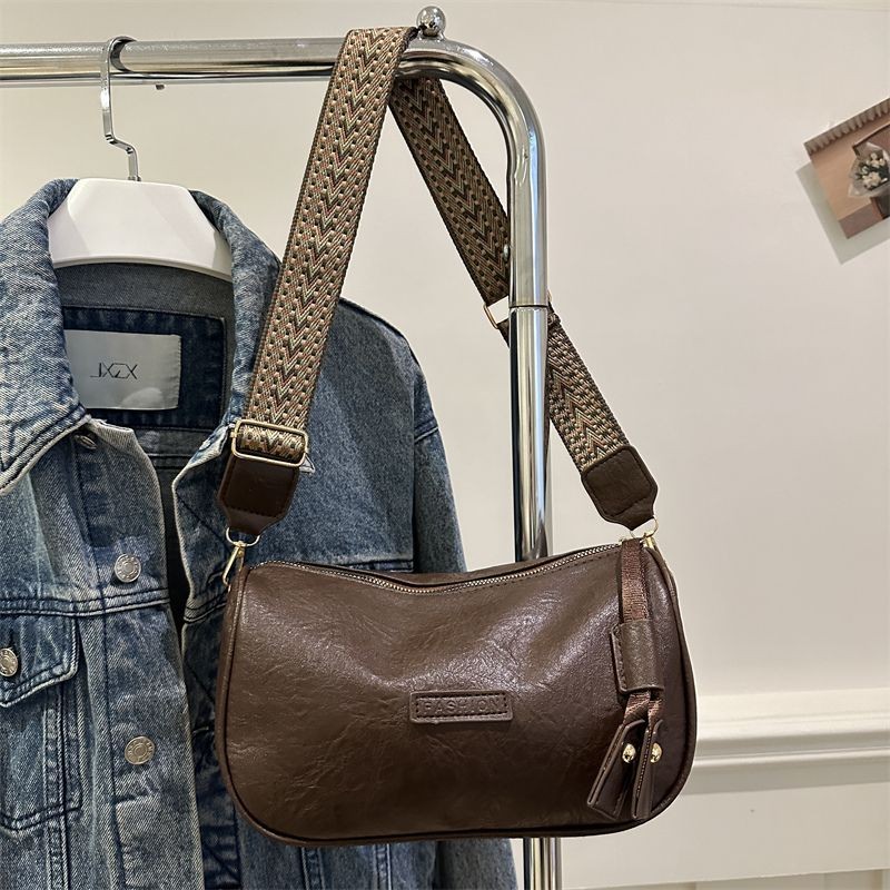 ยอดนิยม High-End Boston กระเป๋าหญิงสไตล์ใหม่ One-Shoulder Messenger Bag All-Match กระเป๋าใบเล็ก B