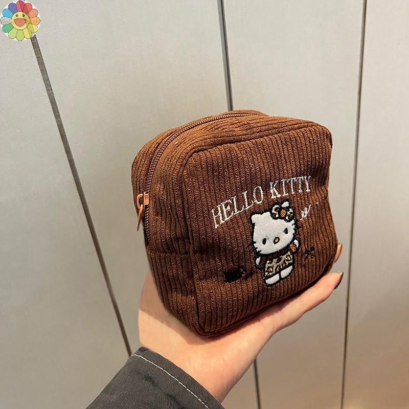 GOGO ใหม่ Hello Kitty กระเป๋าถือการ์ตูนปัก Corduroy กระเป๋าเหรียญน่ารักแบบพกพาขนาดใหญ่ความจุแต่งหน้ากระเป๋า TH