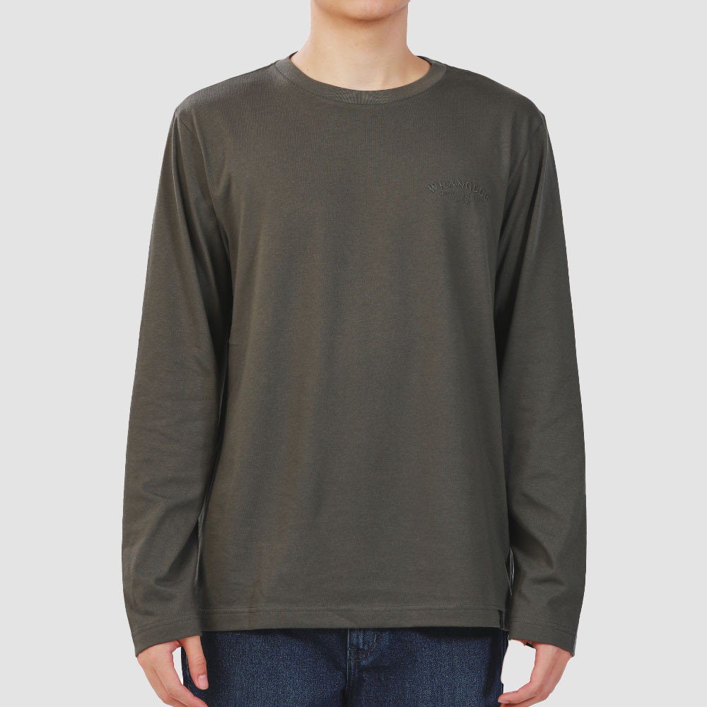 WRANGLER เสื้อยืดแขนยาวผู้ชาย รุ่น WR F424MTLSF55 - สีเขียวมะกอก