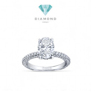 Diamond Ring Solitaire / Diamond Jewelry