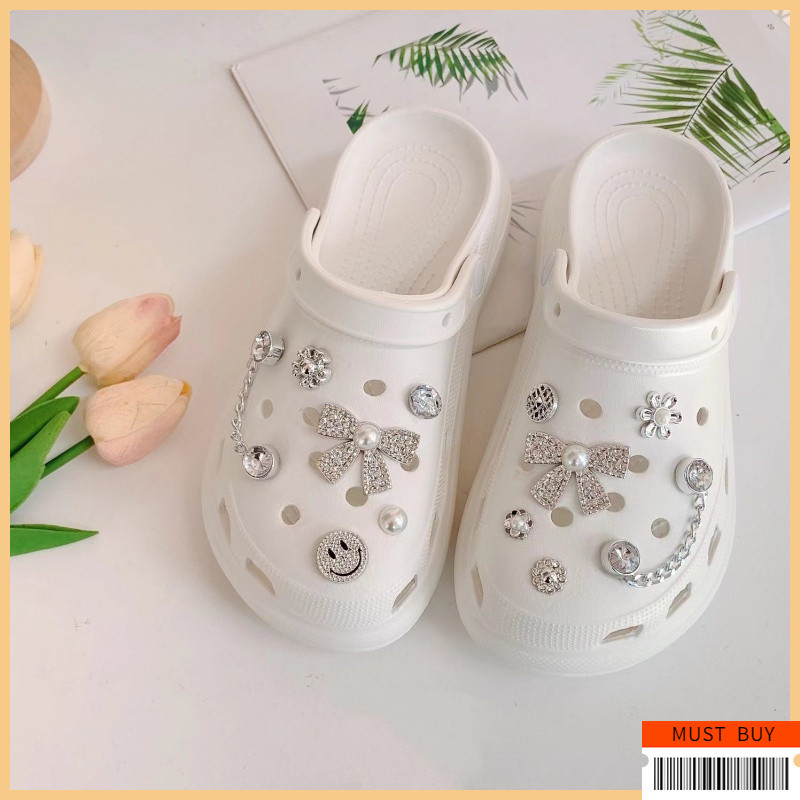 Jibbitz Crocs จี้ตกแต่งรองเท้า ชุดตัวต่อลายรองเท้า กันน้ำ | อุปกรณ์ตกแต่ง Clogs & Sandal สไตล์สากล