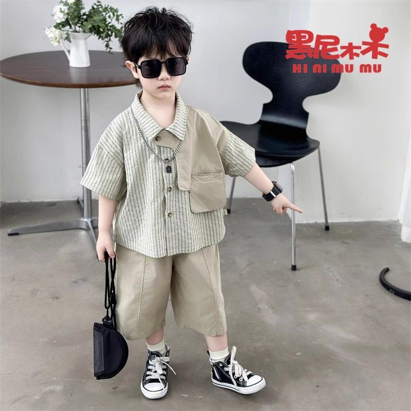 ฤดูร้อนใหม่ - ชุดเด็กชายลายเส้นเด็กหล่อแขนสั้นเสื้อ + กางเกงสองชิ้น