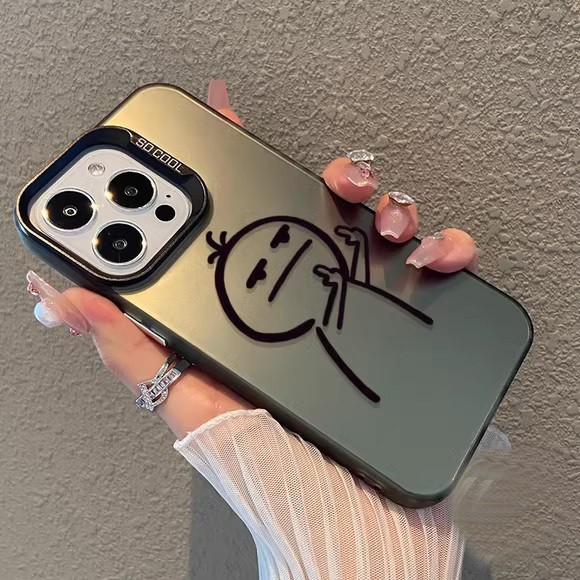 แฟชั่นตลกกราฟฟิติคนเล็ก ๆ น้อย ๆ เลนส์โลหะเคสIPhone 11 12 13 15 16 12 Pro Max XR X 7Plus 15 13 8 14 8 Plus XS Max SE2020